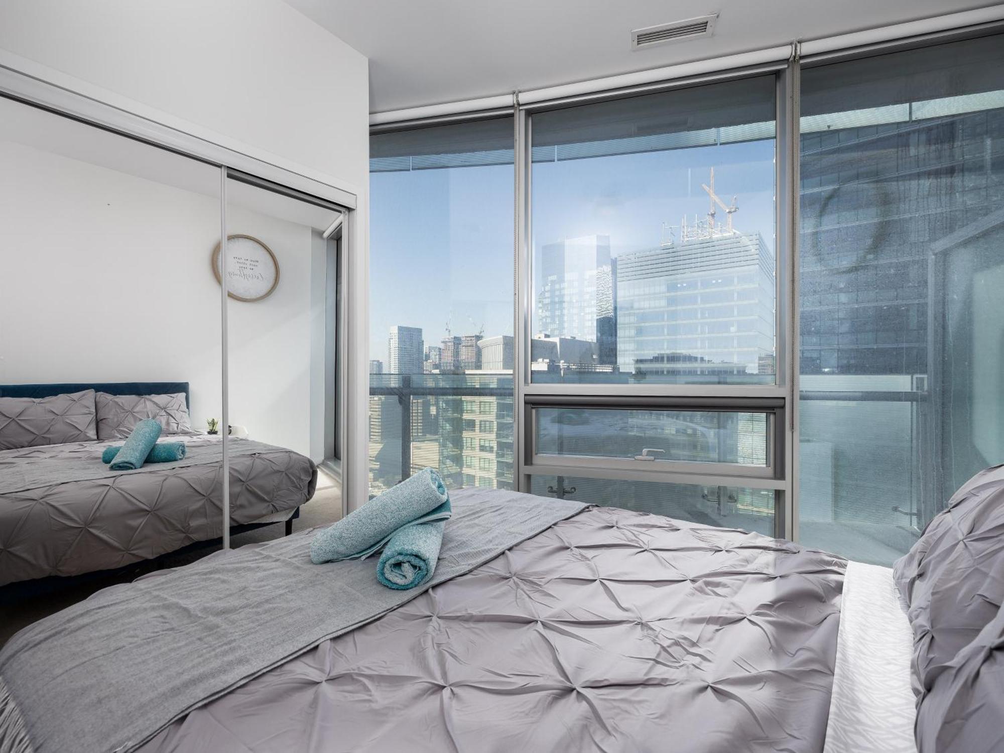 Globalstay. Amazing Downtown Apartments Торонто Экстерьер фото
